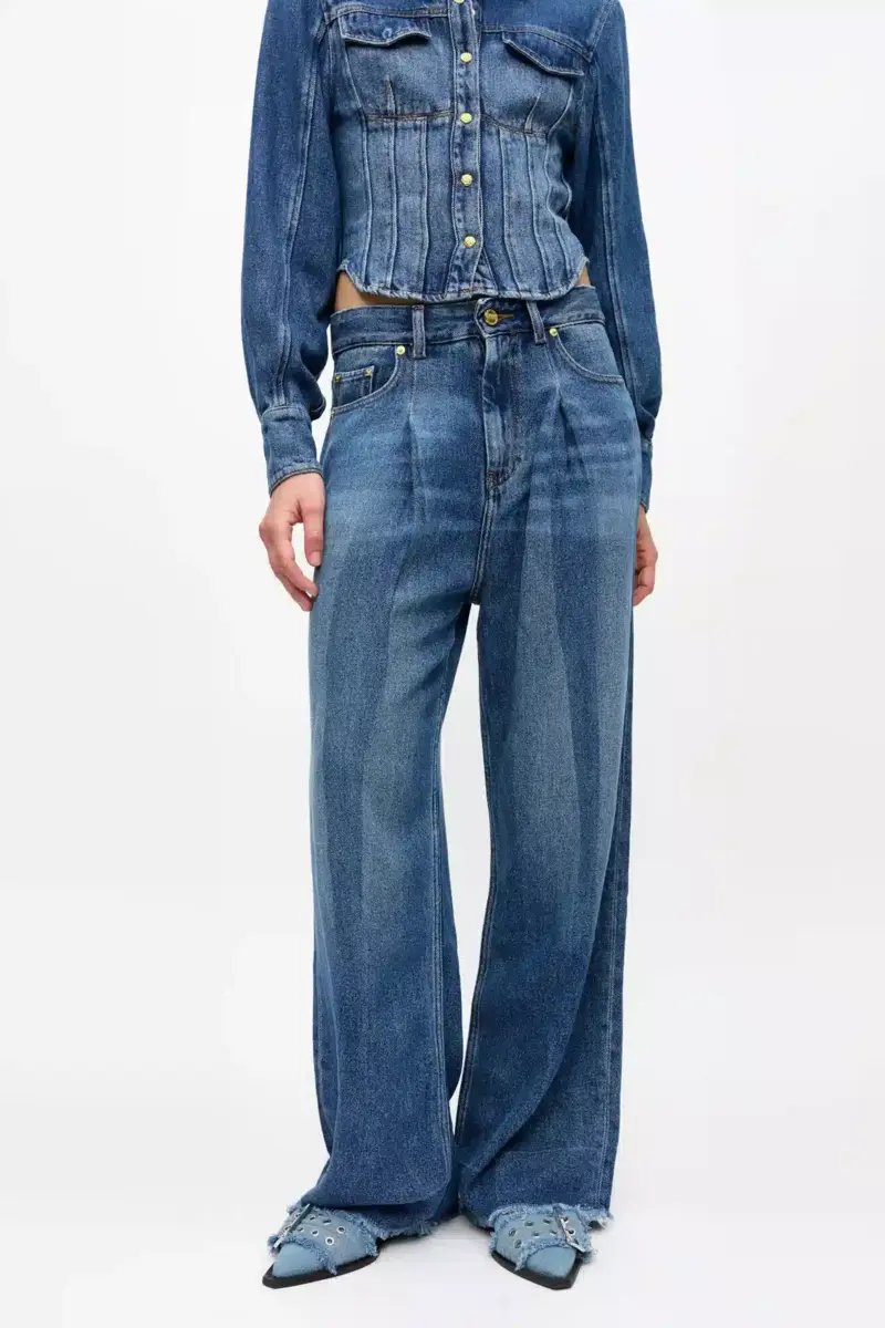 Blå plisserade jeans
