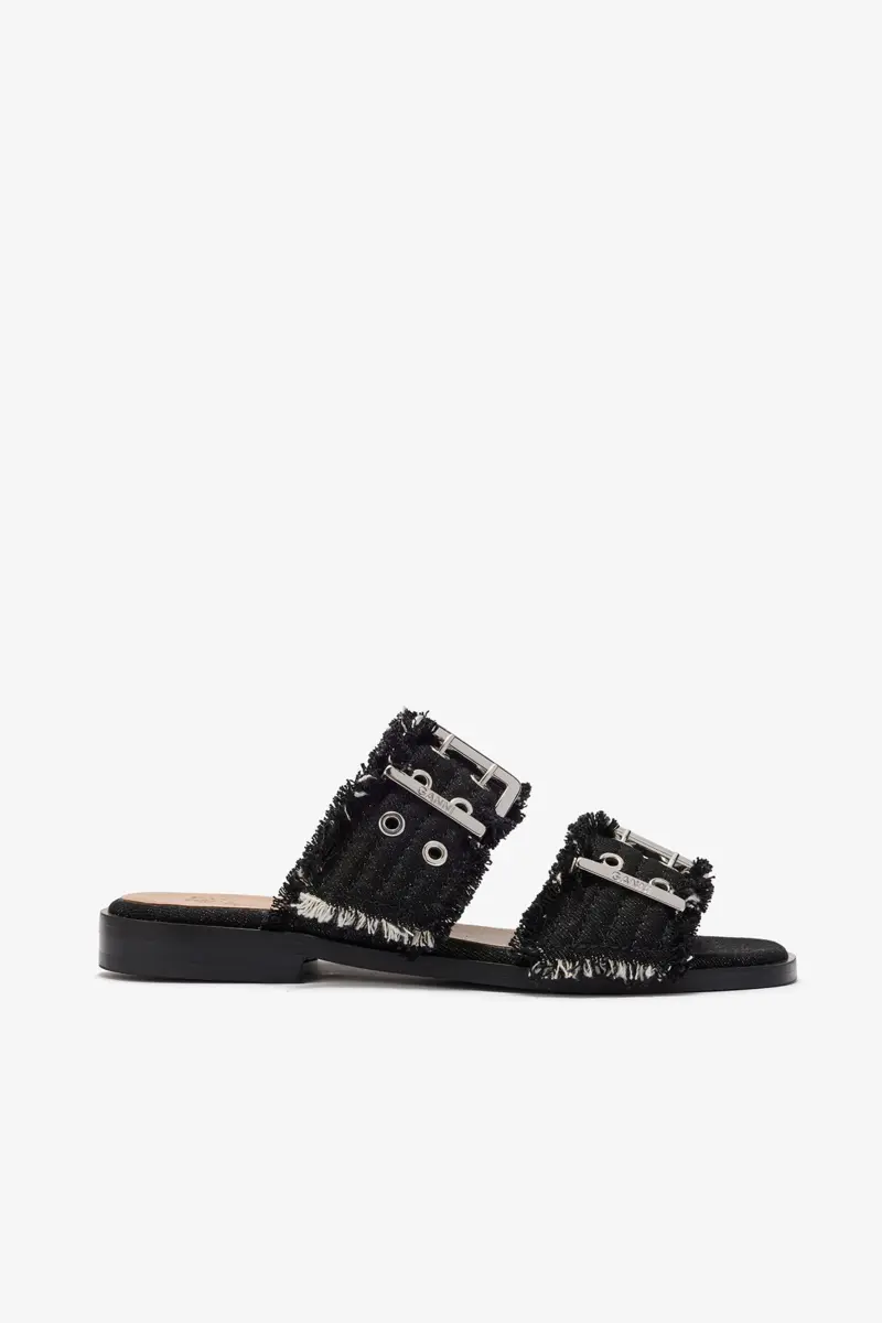 Feminina sandaler med två remmar och spänne i denim
