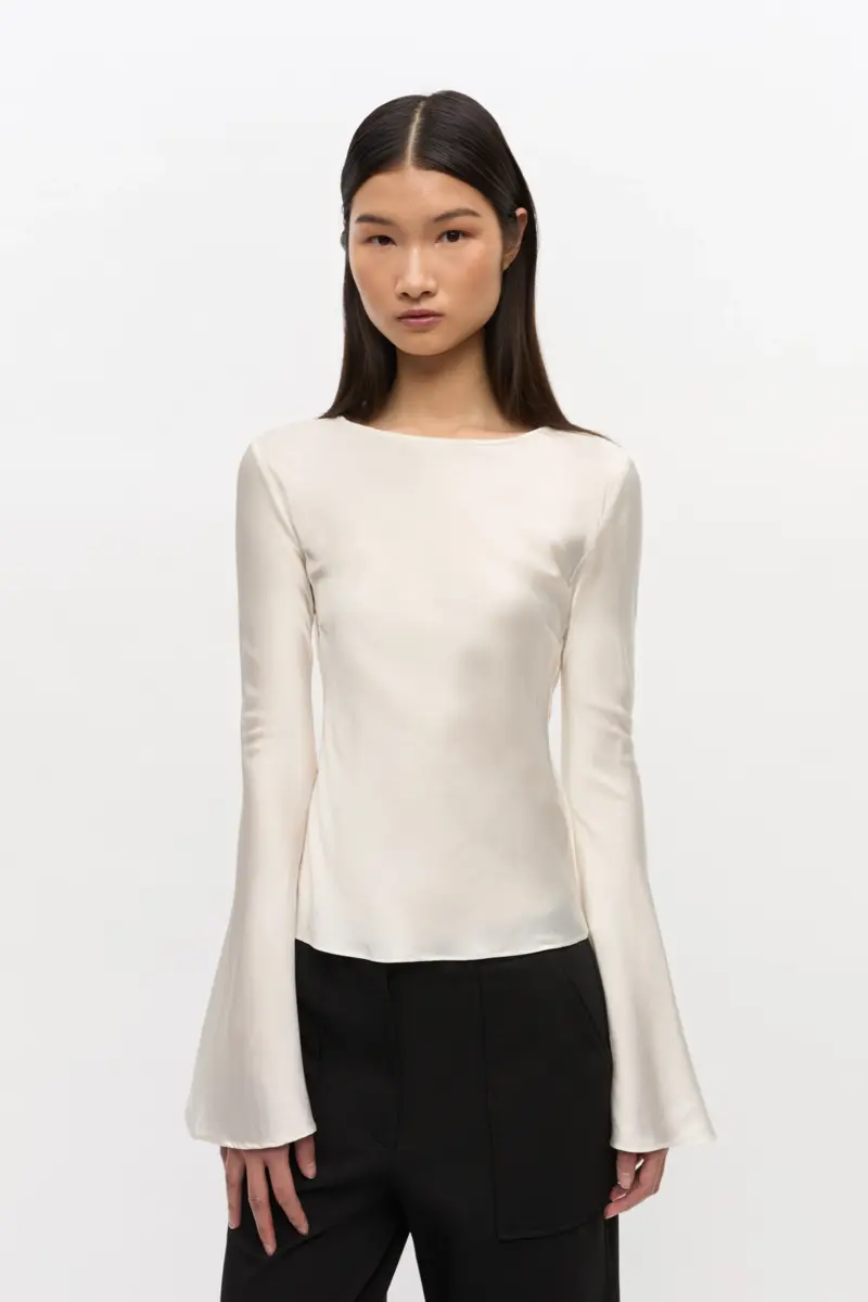 Ivory satinblus