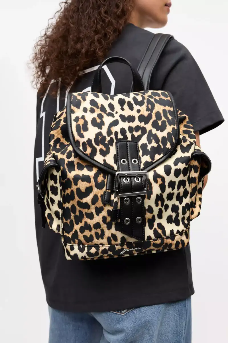 Liten ryggsäck i nylon med leopardmönster Liten ryggsäck i nylon med leopardmönster