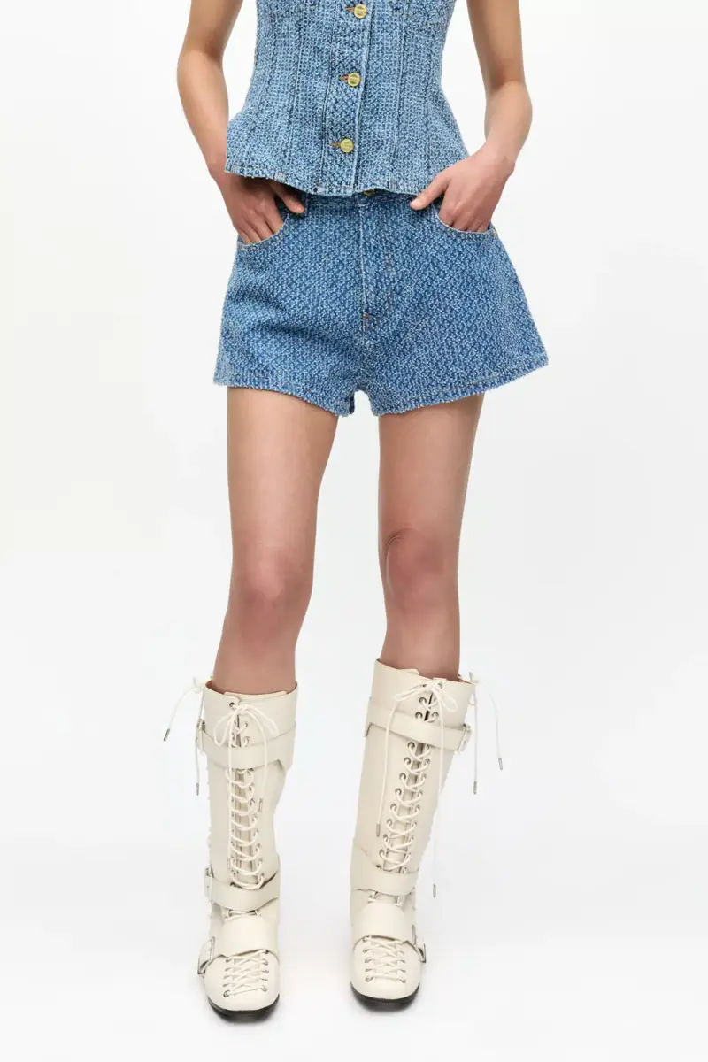 Ljusblå texturerade shorts