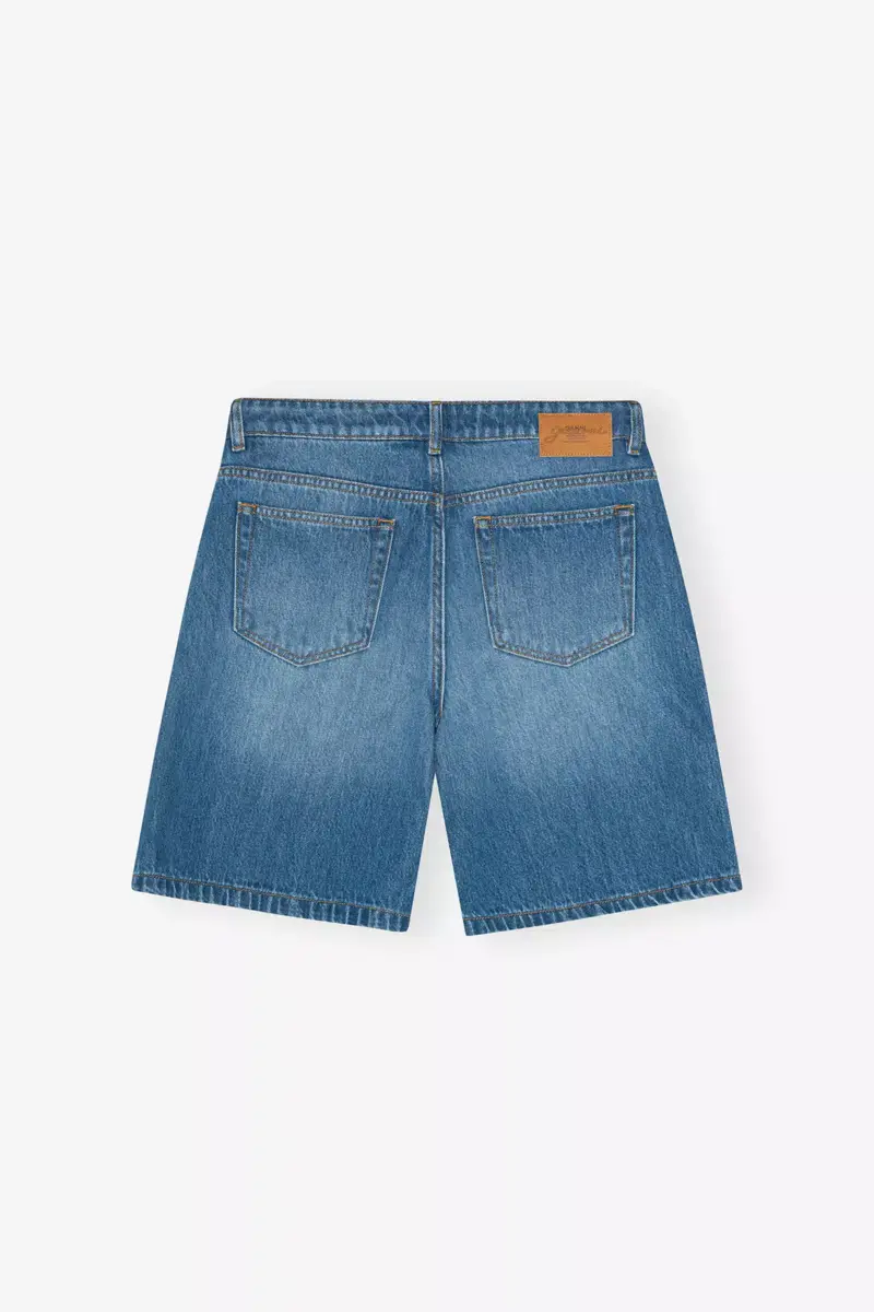 Mellablåa denimshorts