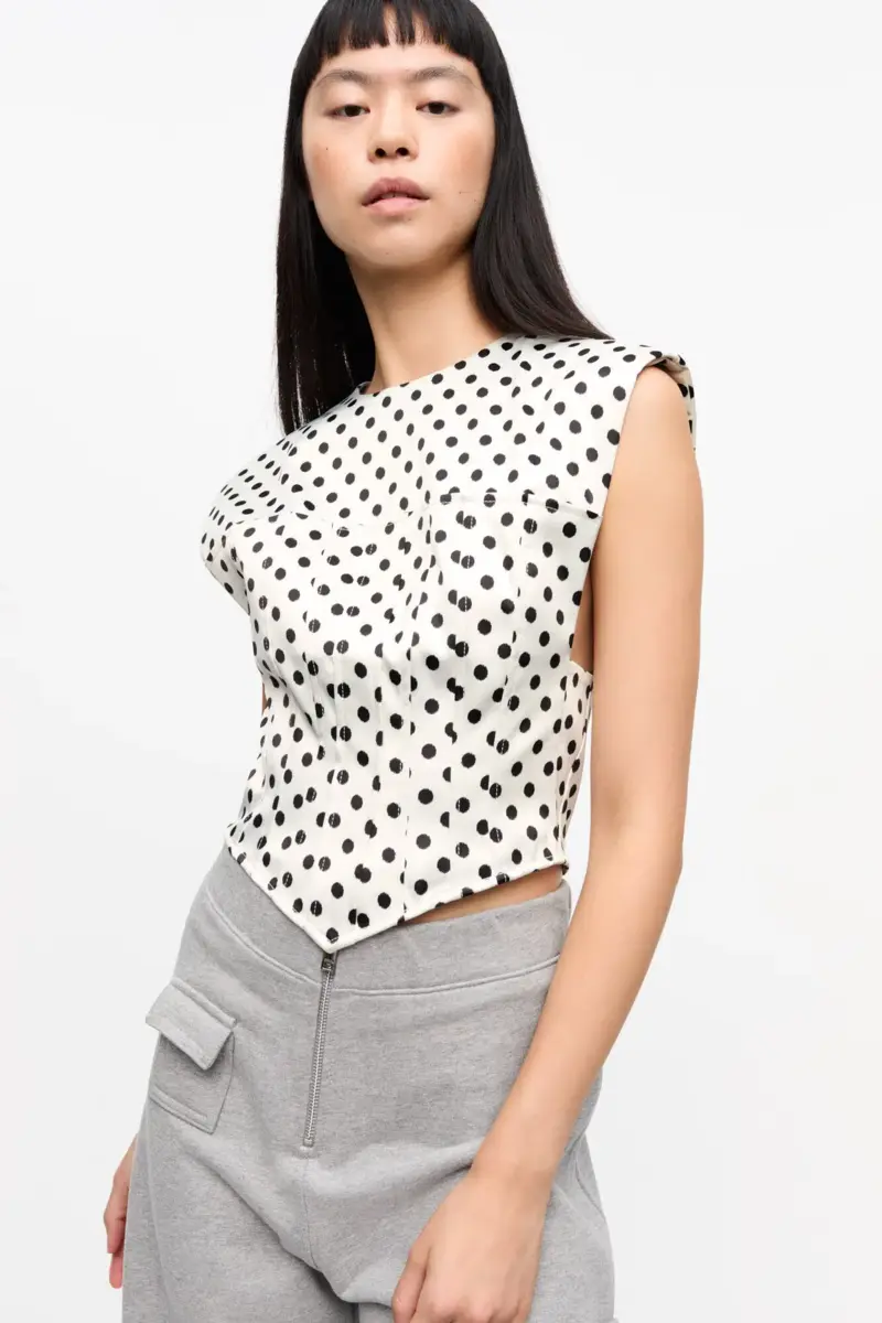 Polka-dot-blus i satin Polka-dot-blus i satin