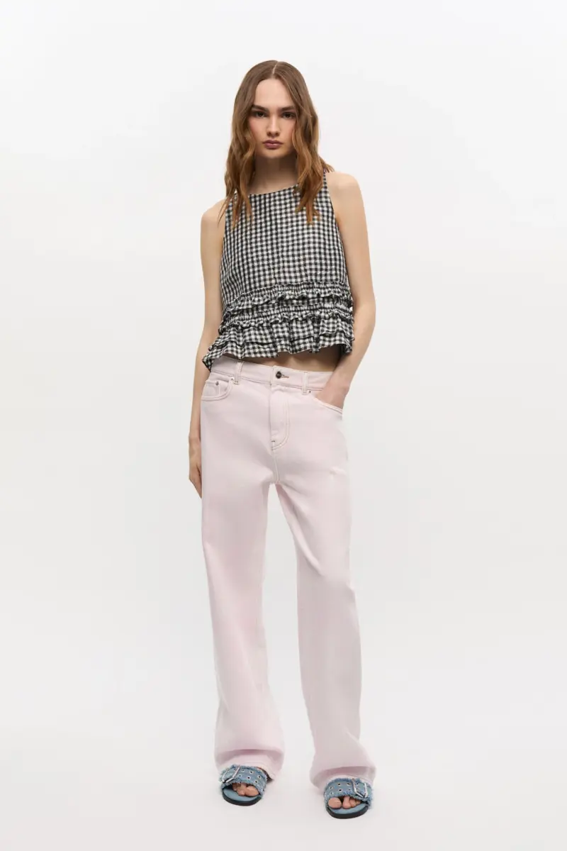 Rosa tvättade Izey-jeans