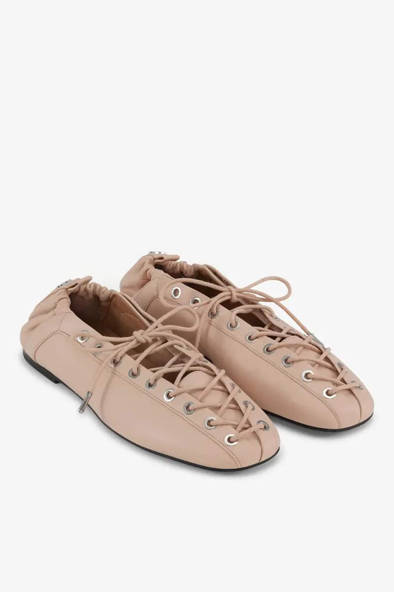 Snörningsballerinaskor i beige