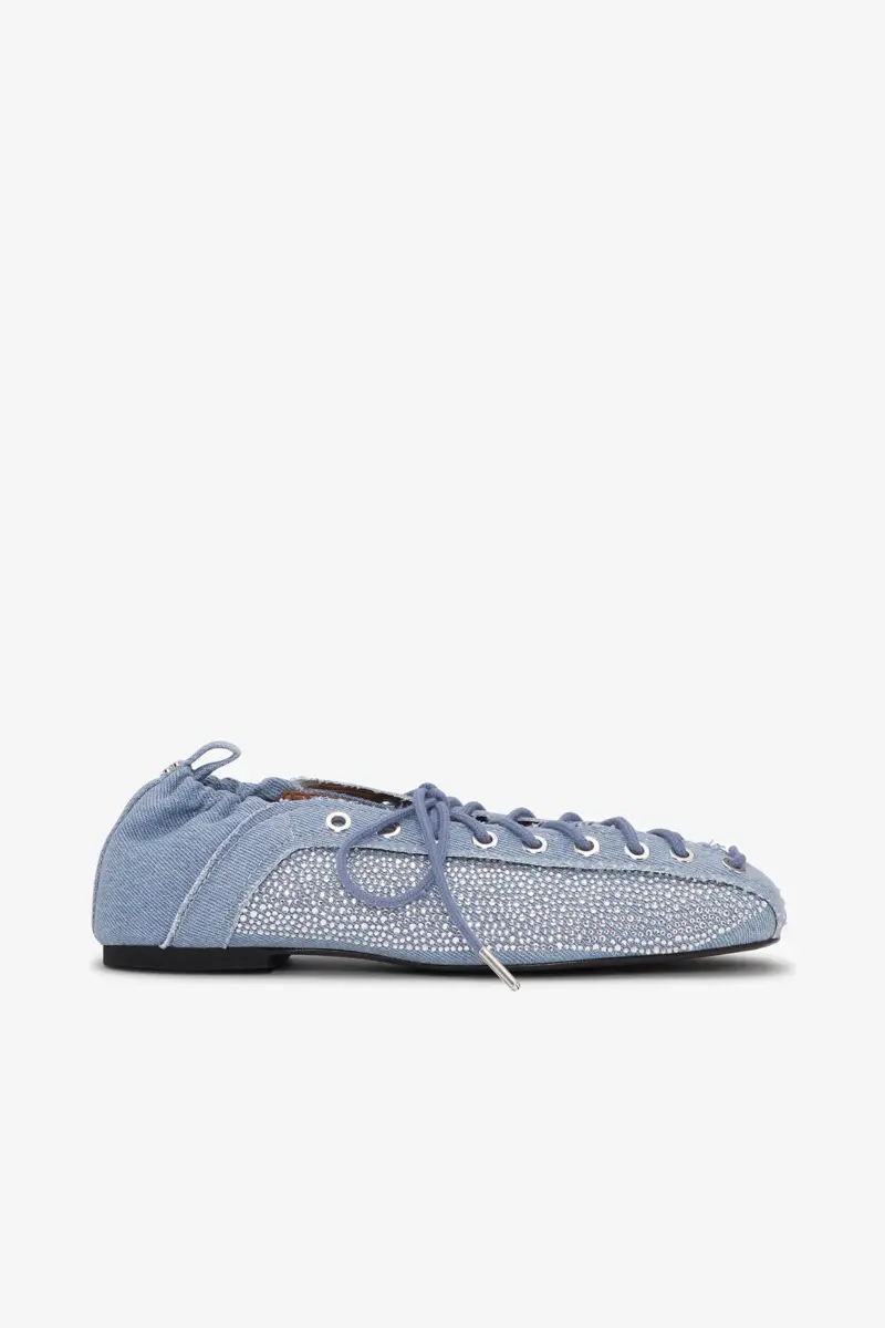 Snörningsballerinaskor i kristallprydd denim