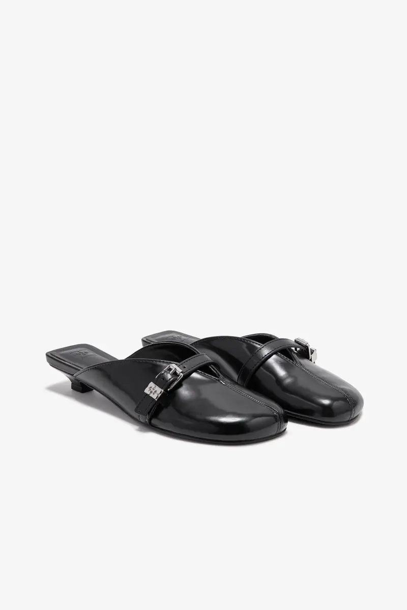 Sue Kitten Heel Mules i svart Sue Kitten Heel Mules i svart