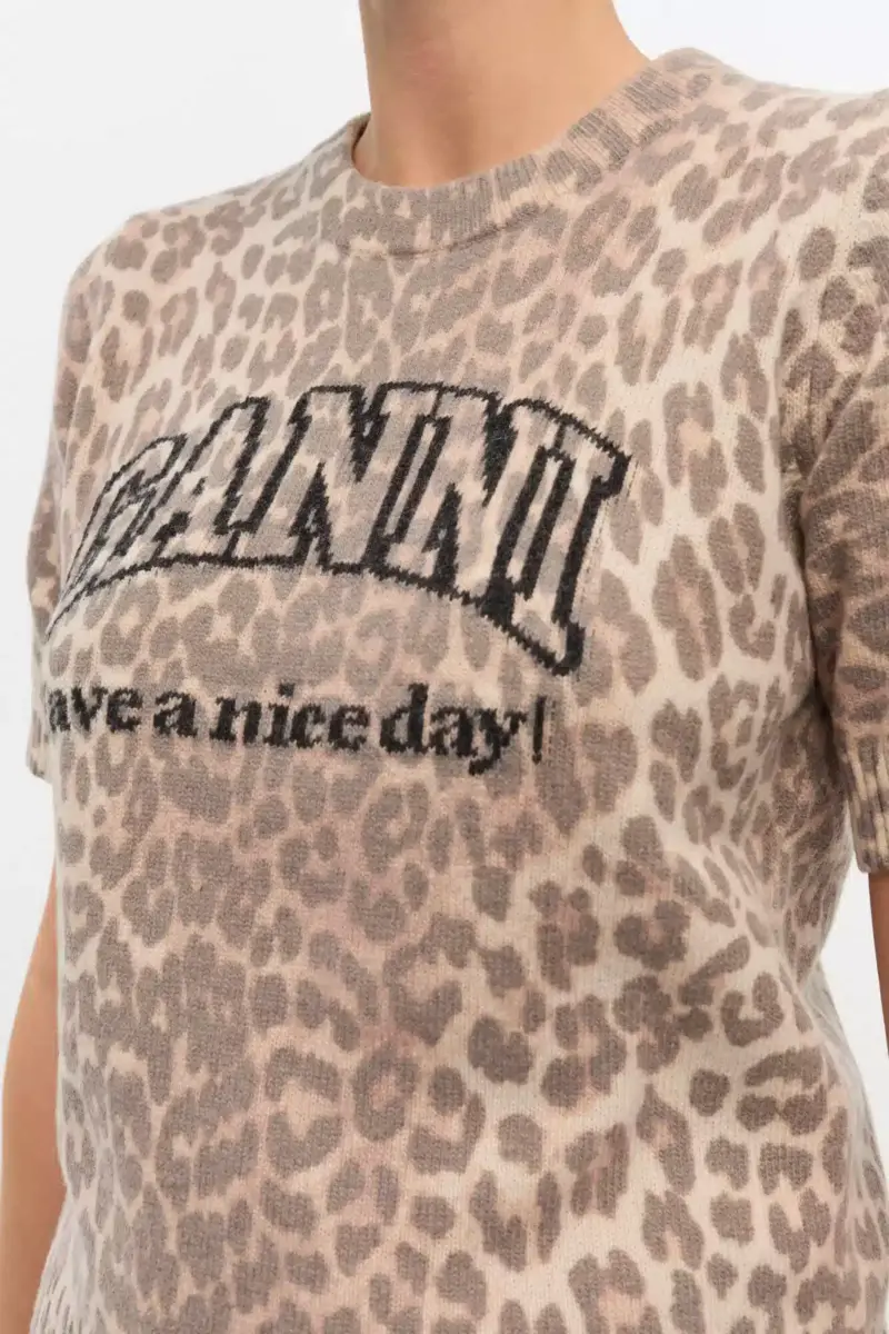T-shirt i leopardmönster i ullblandning T-shirt i leopardmönster i ullblandning